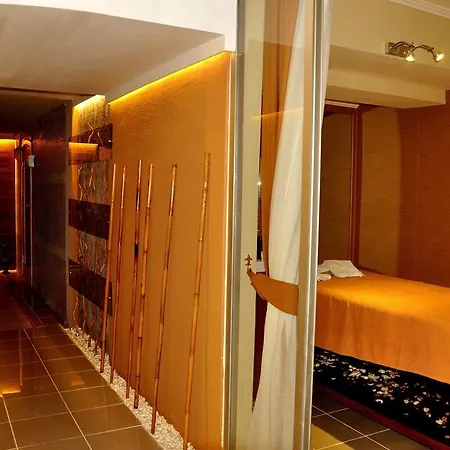 Курортный комплекс Club Alpina 4*