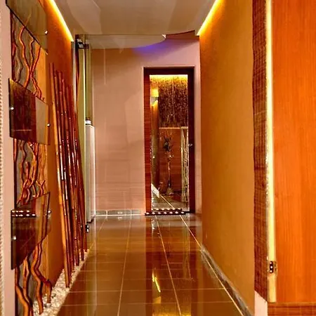 Club Alpina Курортный комплекс 4*