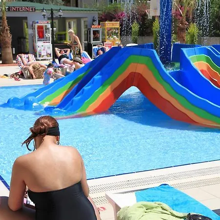 Курортный комплекс Club Alpina 4*