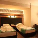 Resort Club Alpina 4*