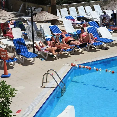 Θέρετρο Club Alpina 4*