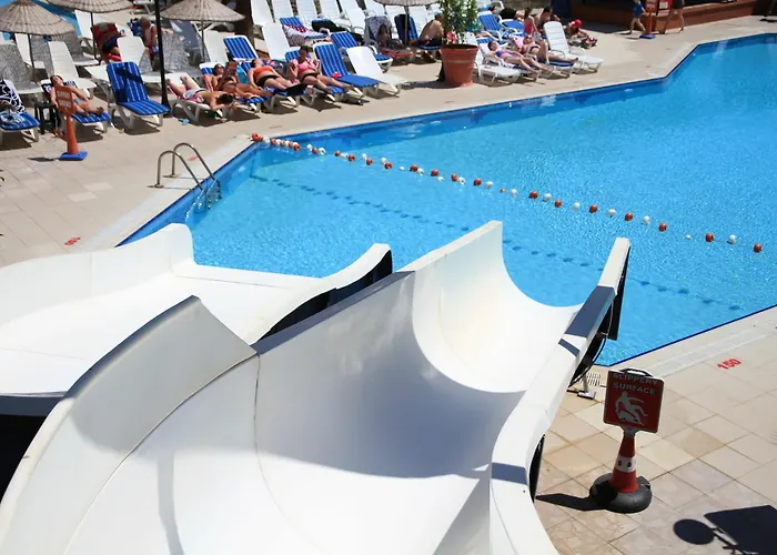 Resort Club Alpina 4*